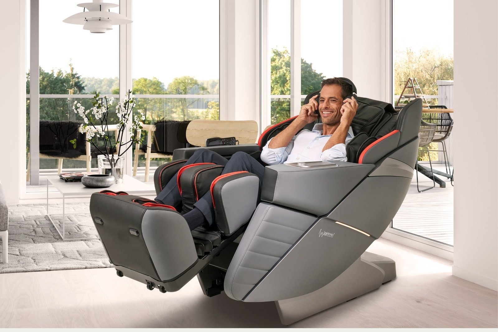 Casada - Alphasonic III - hombre rojinegro con auriculares