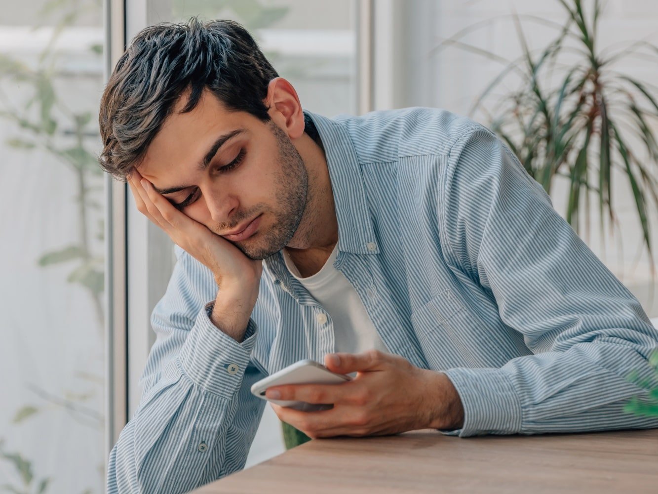 homme souffrant de fatigue chronique